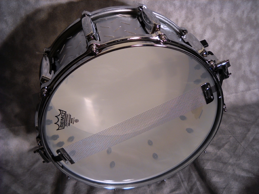 TAMA LARS ULRICH SIGNATURE SNARE WITH CASE [VIDEO]  